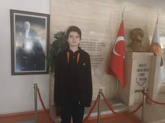 Evrensel Kolej